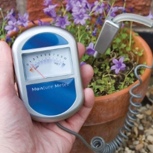 MOISTURE METRE